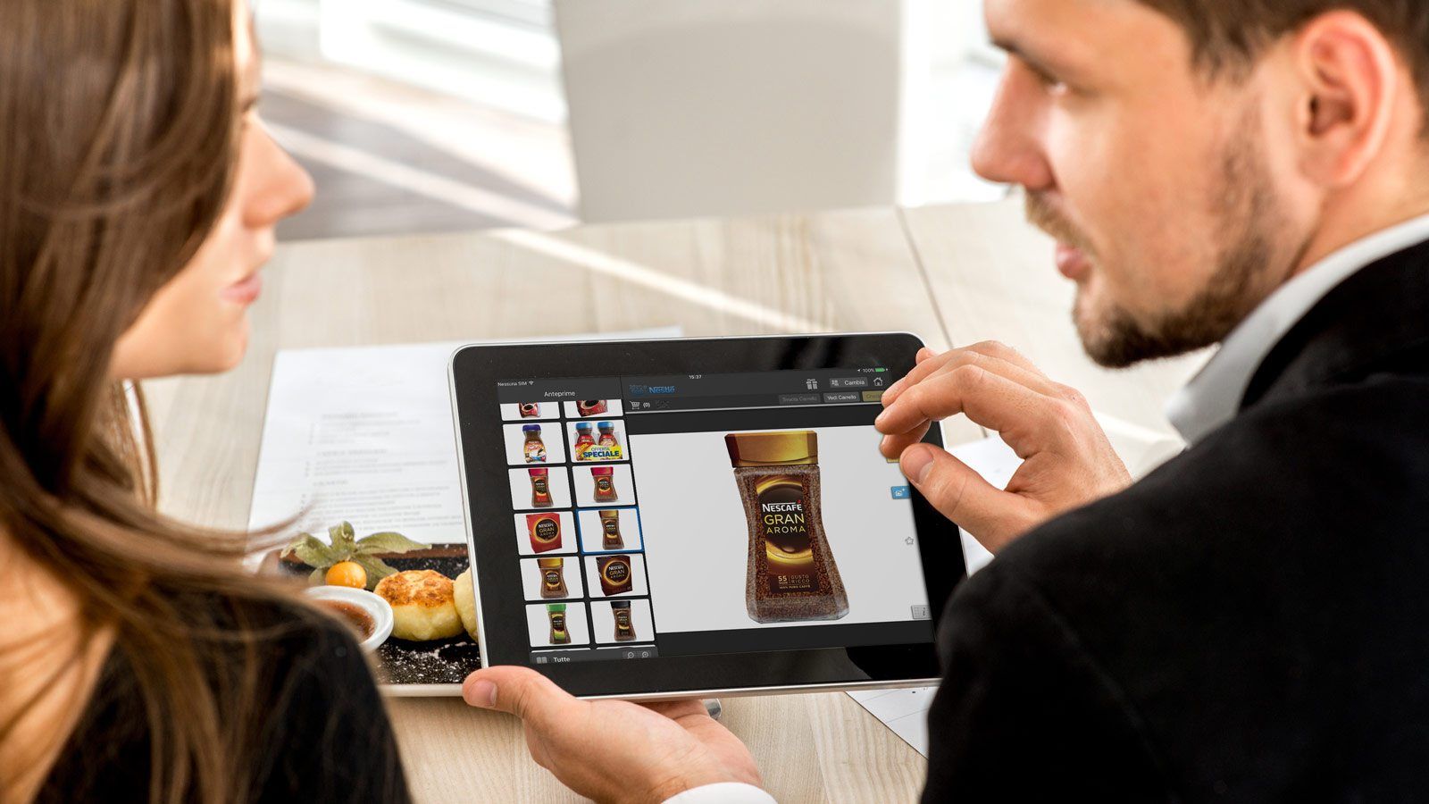 Catalogo prodotti DSALES a schermo intero su tablet